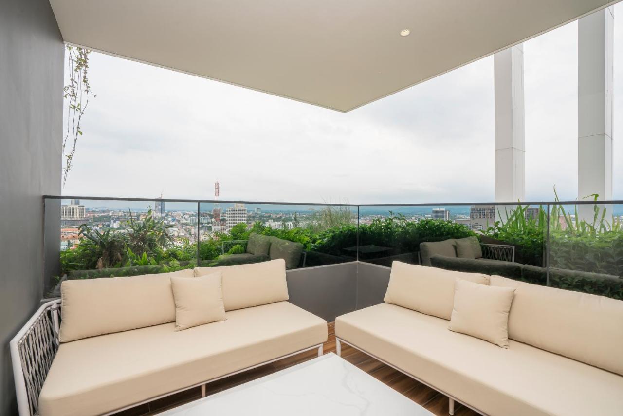 Arbour Hotel And Residence Pattaya Εξωτερικό φωτογραφία The Sky Garden